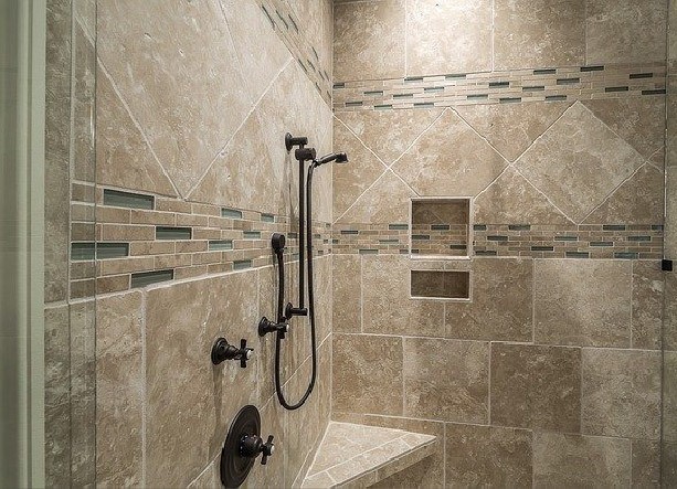 Cambiar azulejos 🥇 Reformar baño - 82 47 47